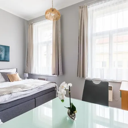 City Sazavska Apartament